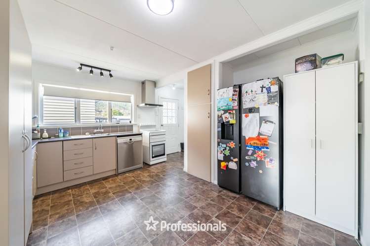 11 Bythell Street Wainuiomata_13