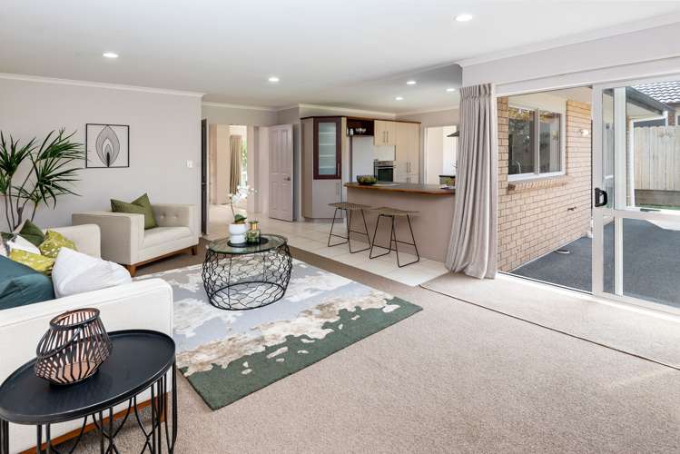 18 Lissleton Drive East Tamaki_8