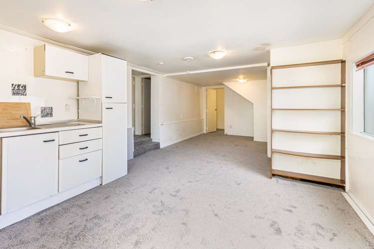 31 Covil Avenue Te Atatu South_12