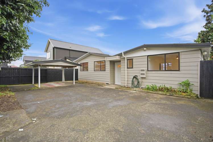37A Range View Road Mt Albert_10