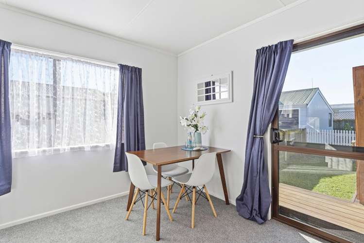 2B Roberts Avenue_5