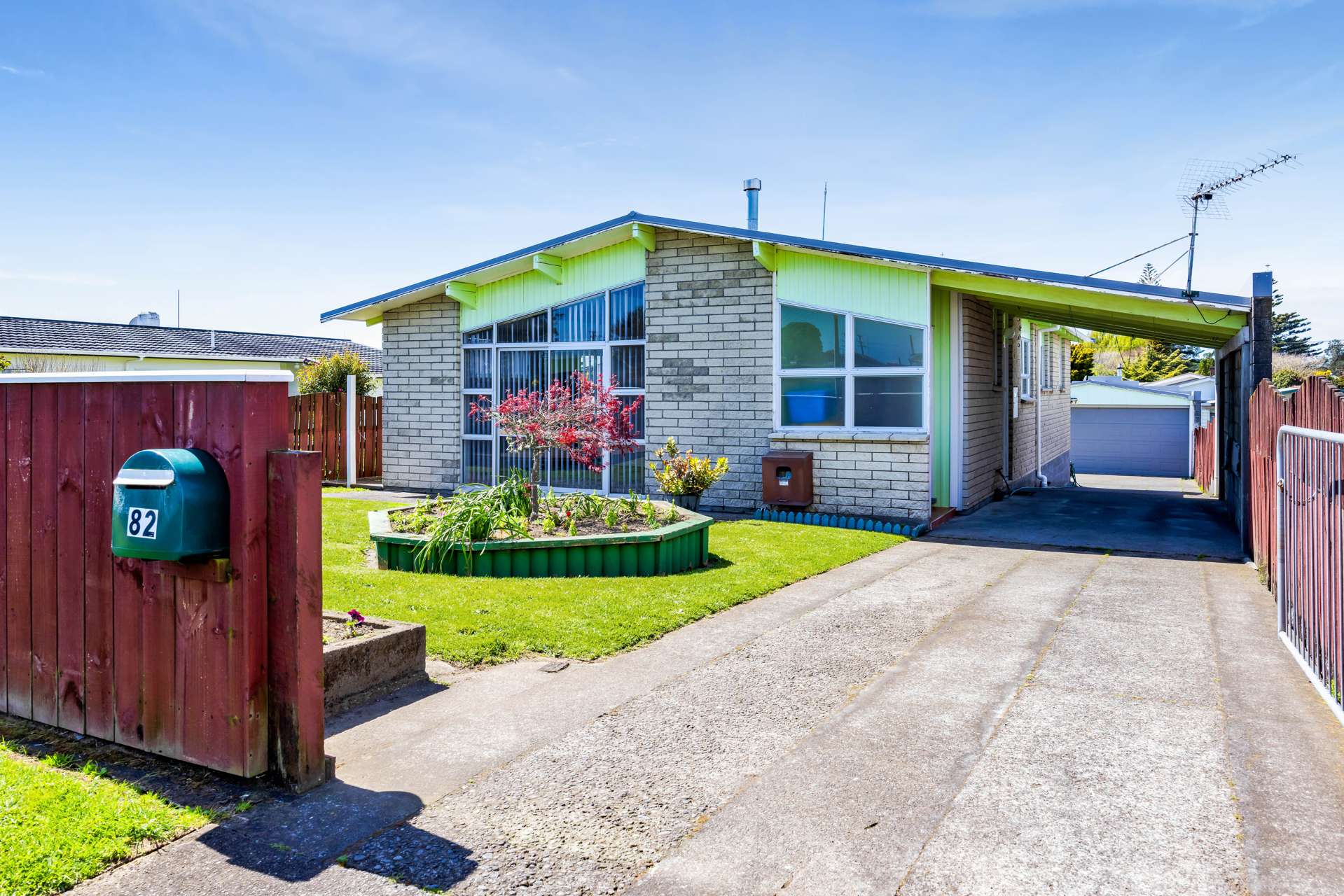 82 Grey Street Waitara_0