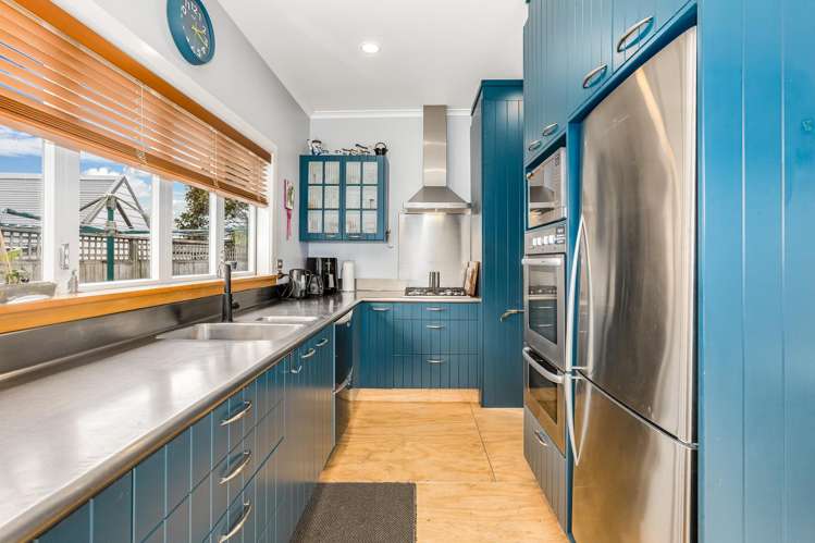 191 Coutts Street Rongotai_10