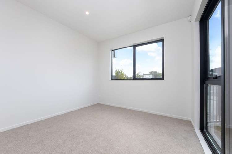 2/130 Rosebank Road Avondale_5