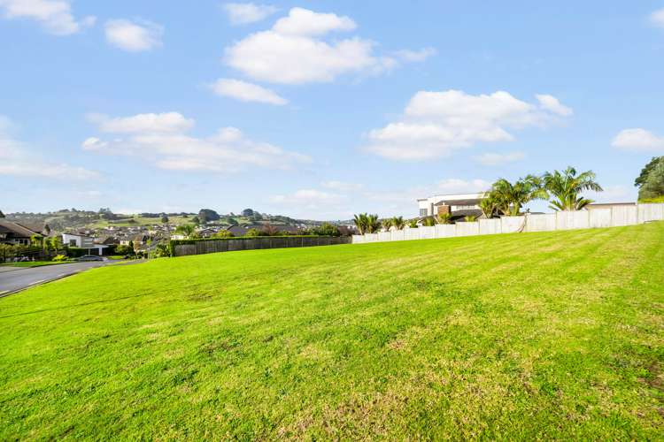 8 Kenley Heights Flat Bush_17