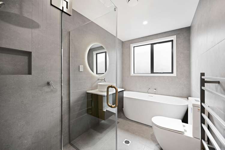 1/6 Lumino Terrace 2753_9