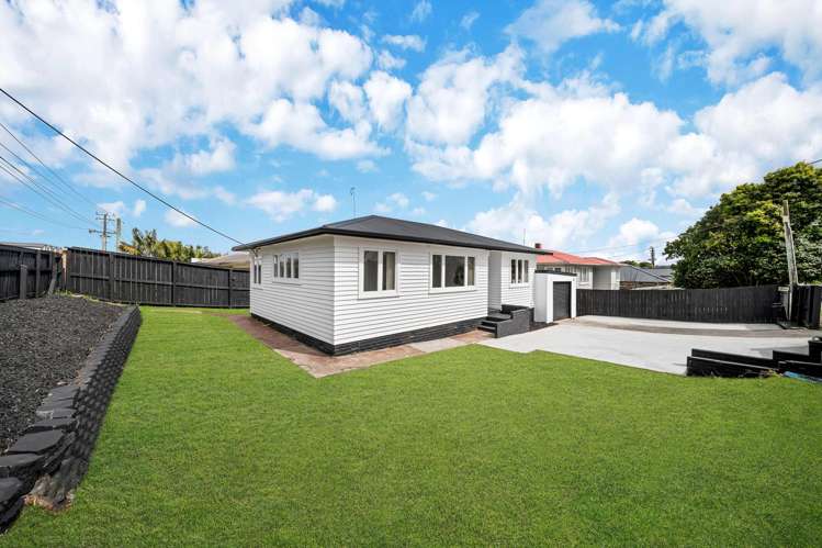 316 Great North Road Henderson_17