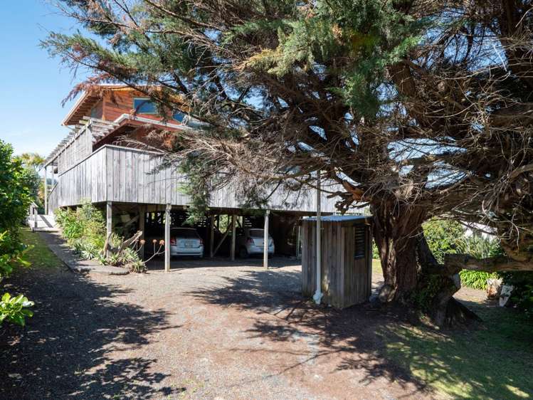 6 Kokohuia Road Omapere_27