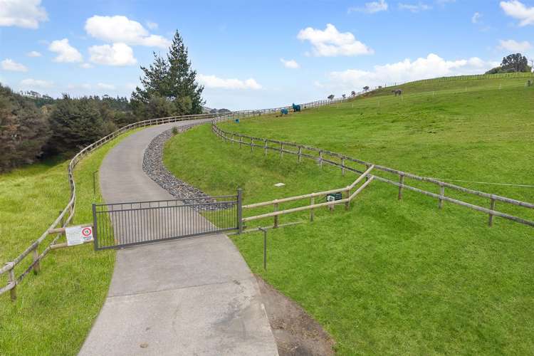 154 Muriwai Valley Road Waimauku_12