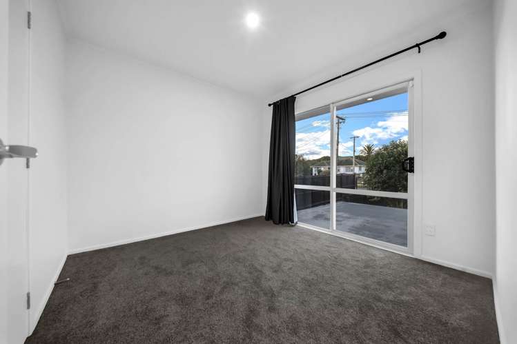 24 Laxon Avenue Otara_20