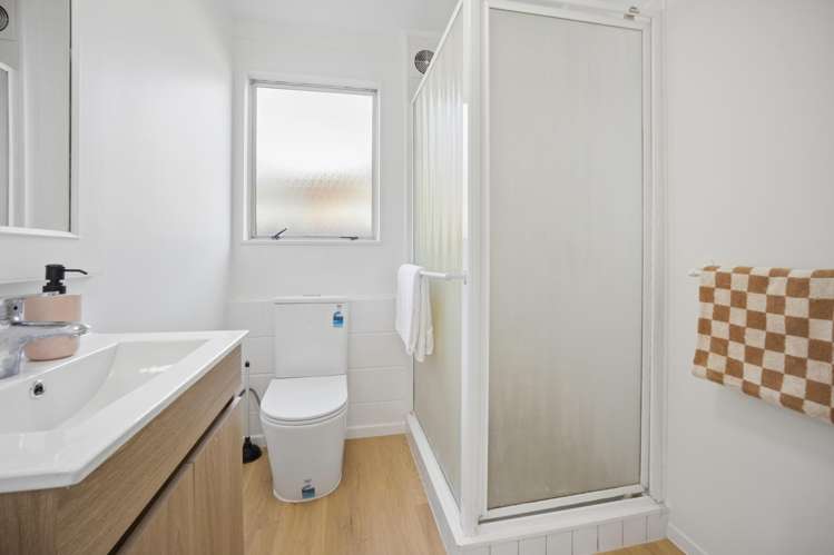 60 Titirangi Road New Lynn_20
