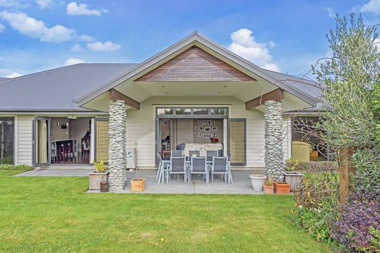 8 Country Lane Leeston_18
