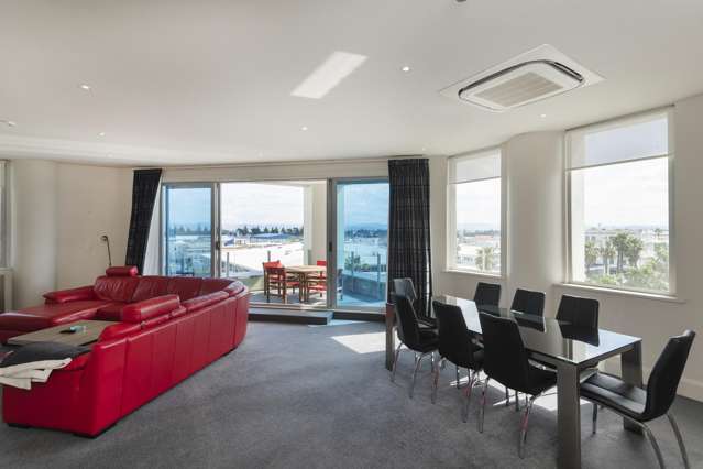 2/40 Reads Quay Gisborne_3