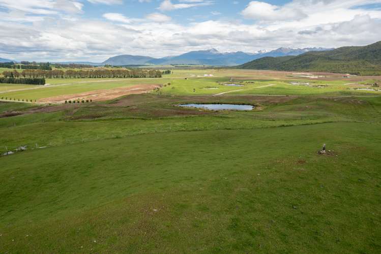 400 Manapouri Te Anau Highway Te Anau & Surrounds_14