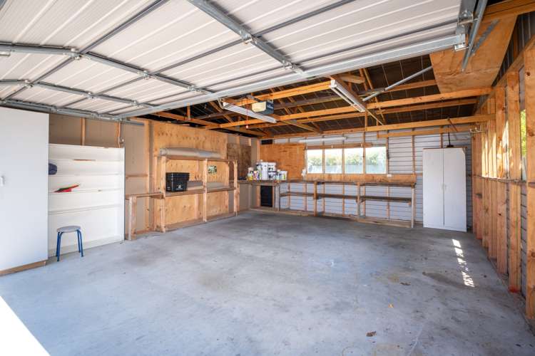 16 Tucker Lane Clive_18