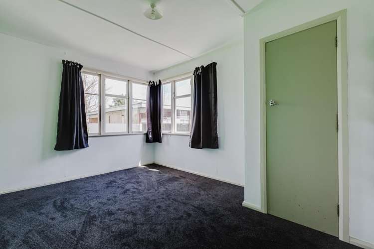 2 Hinton Place Roslyn_8