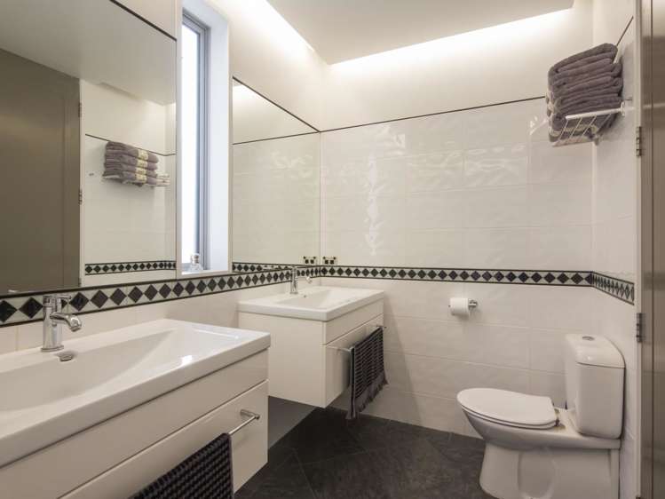 17 Richards Park Lane Fernhill/Sunshine Bay_13