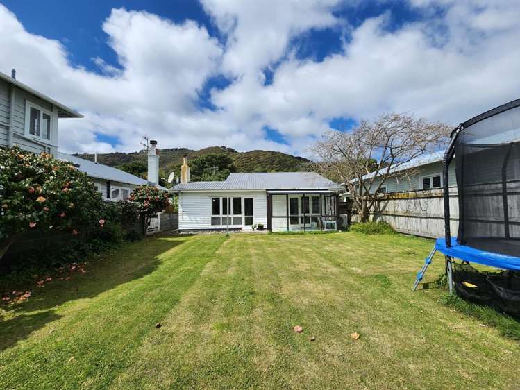 34 Tuatoru Street Eastbourne_9