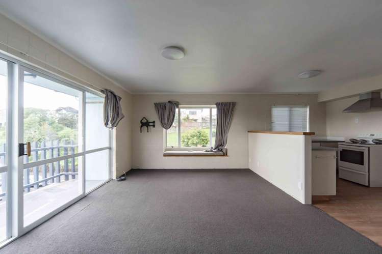 4/2 Ruakiwi Road Hamilton Lake_7