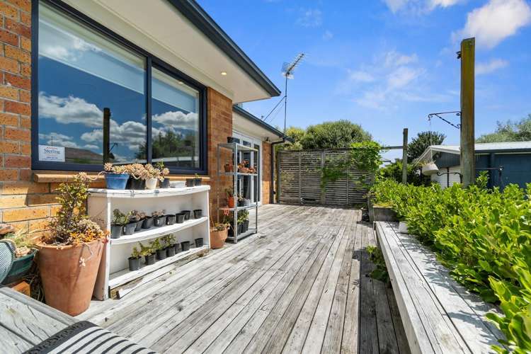 84 Saxbys Road Deanwell_11