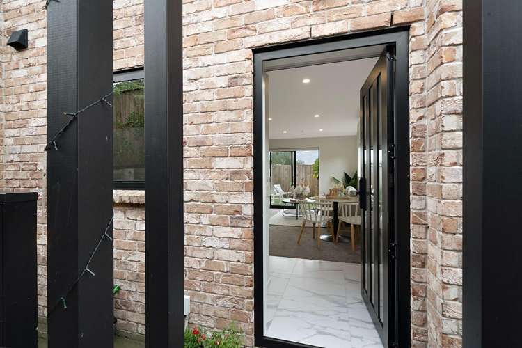 Unit 3/137 View Road_1