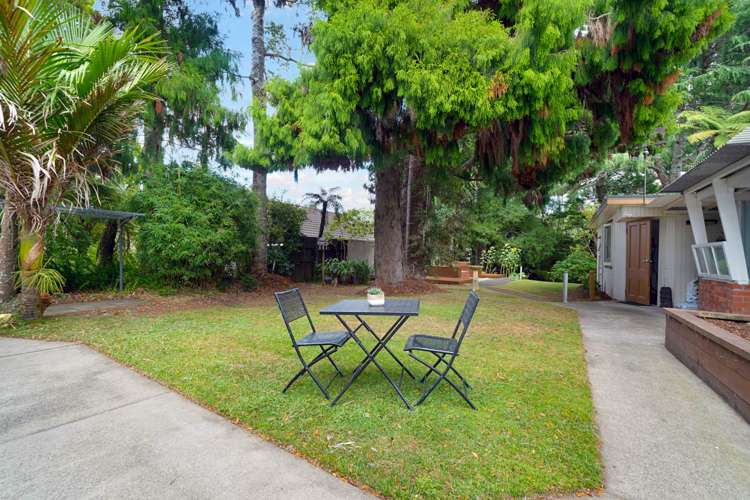 19 Hollywood Avenue Titirangi_7