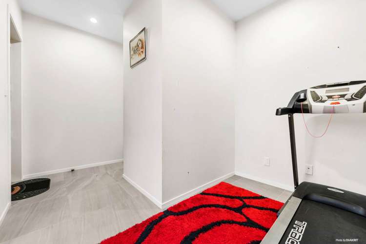 32 Pencaitland Drive Flat Bush_14