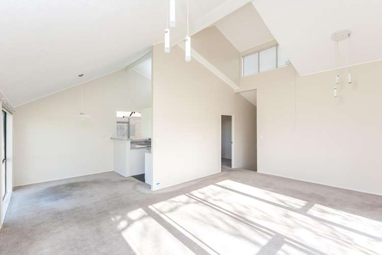 2/146 Exmouth Road Northcote_10