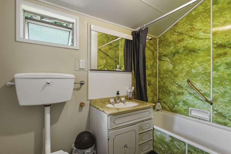 38 Mechanic Street North East Valley_14