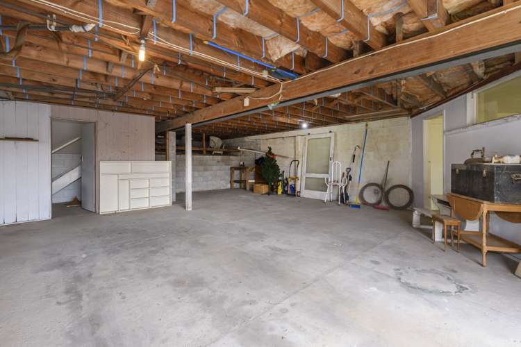 15c Matua Road Matua_18