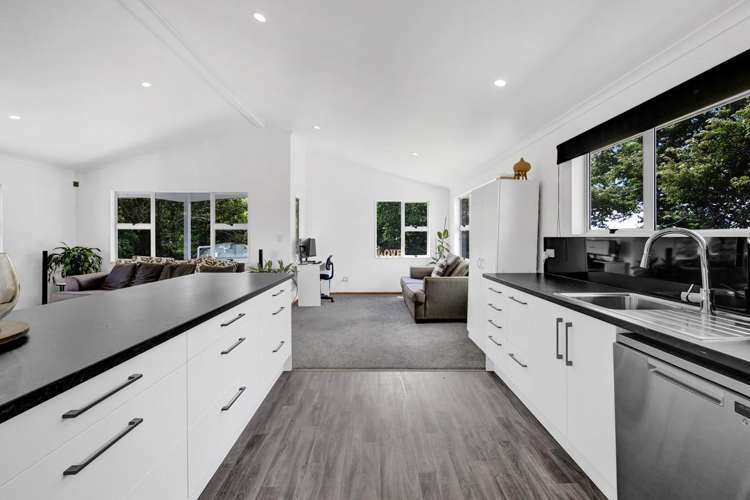 36 Te Roti Road Hawera_6