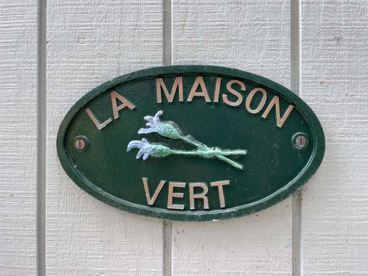 91 Queens Drive Oneroa_16