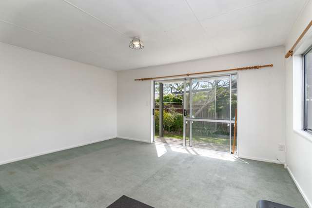 2 Hilton Road Carterton_1