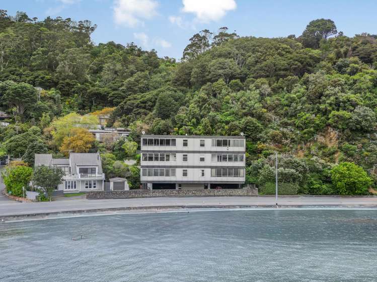 2/4 Gill Road Eastbourne_27