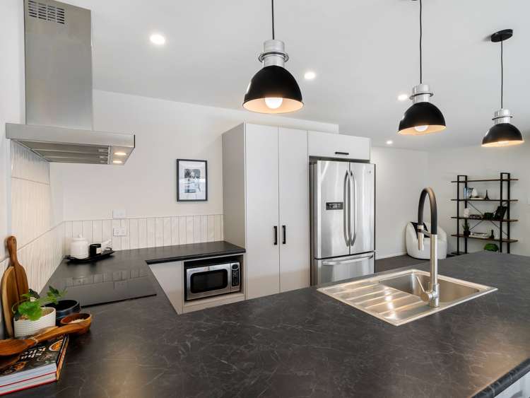 3A Hutchison Crescent Durie Hill_13