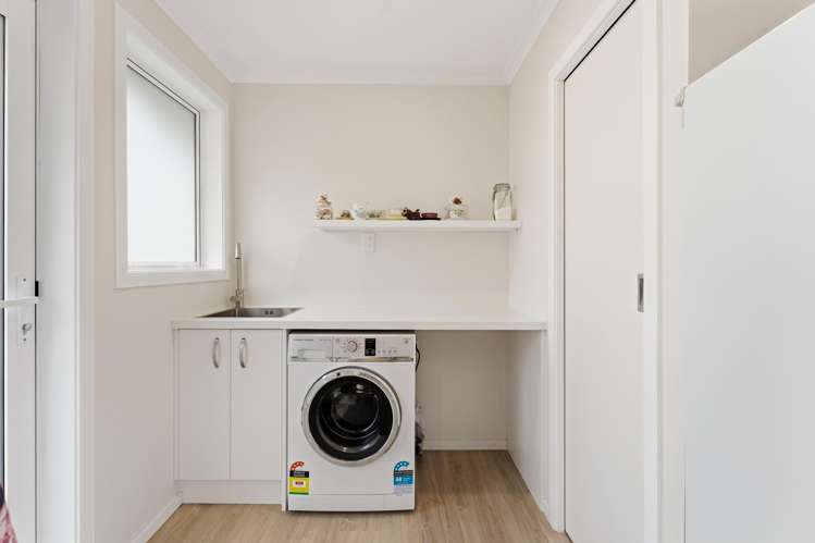 68 High Street Mosgiel_21
