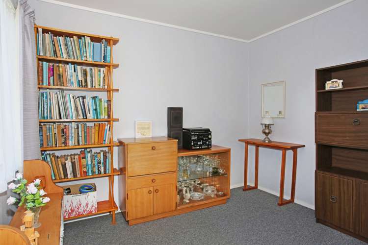 49 Edgewater Parade Waiuku_12