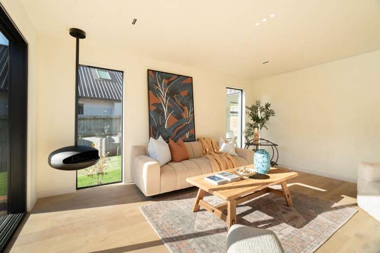 6 John Jameson Lane Cracroft_14