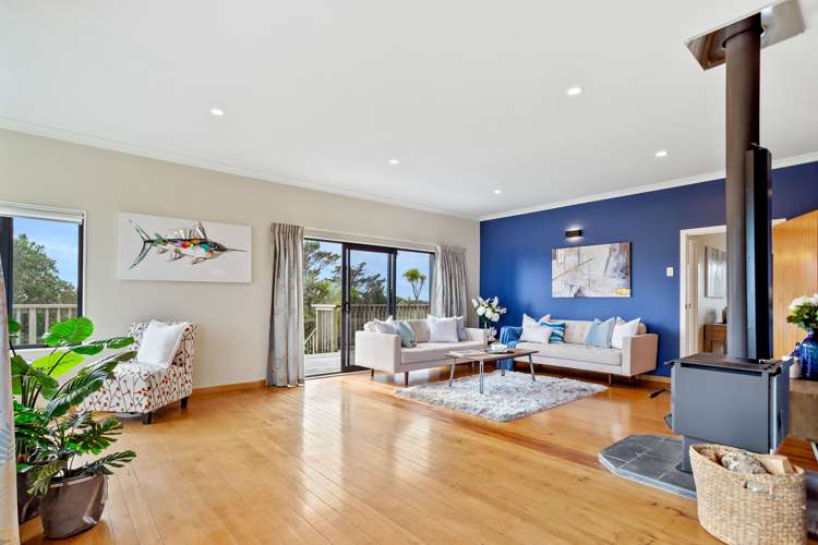 66 Constable Road Muriwai_16