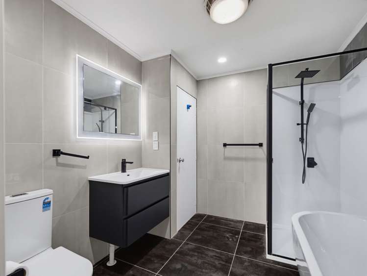 17/2 Onehunga Harbour Road Onehunga_7