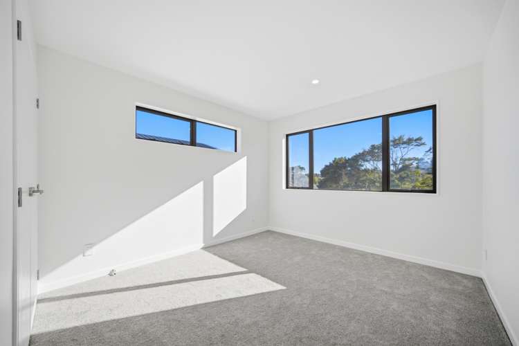 16A & 16D Madison Place Forrest Hill_14