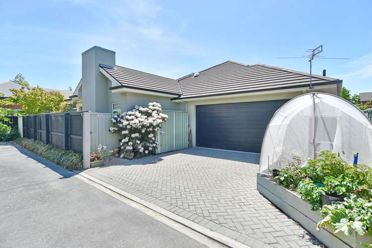 2 Henley Green Northwood_20