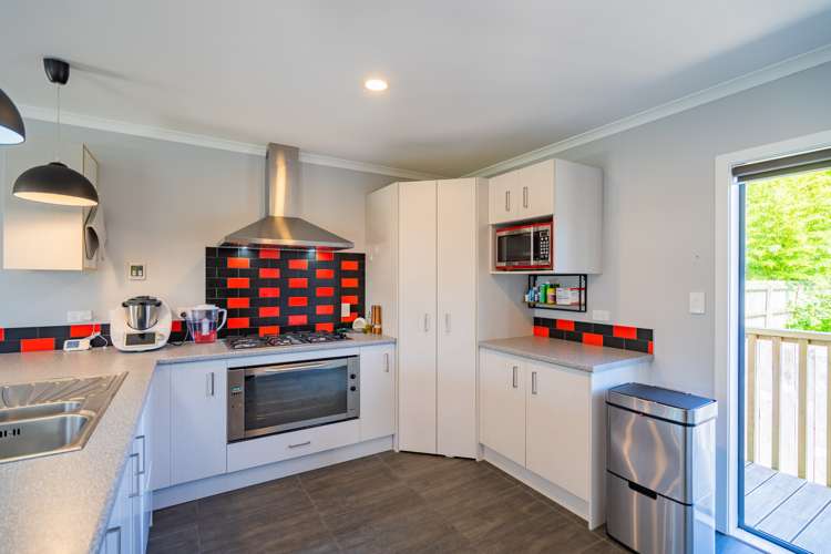 76b Seddon Street Waikanae_24