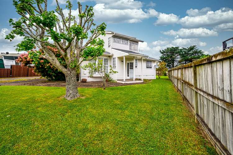 109 Edgewater Drive Pakuranga_2