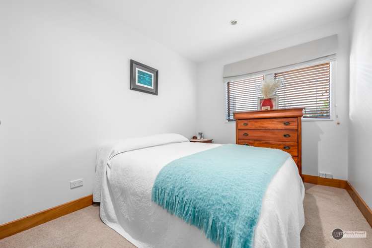 30a Connaught Terrace Brooklyn_16