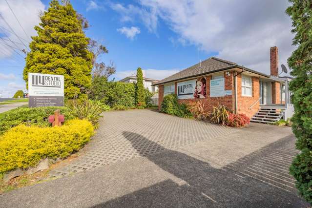 114 Lake Road Northcote_1