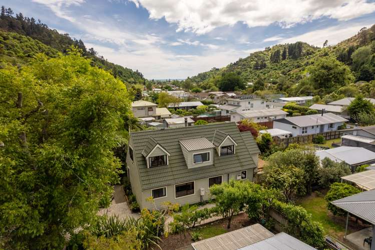 8 Robinson Road The Brook_18