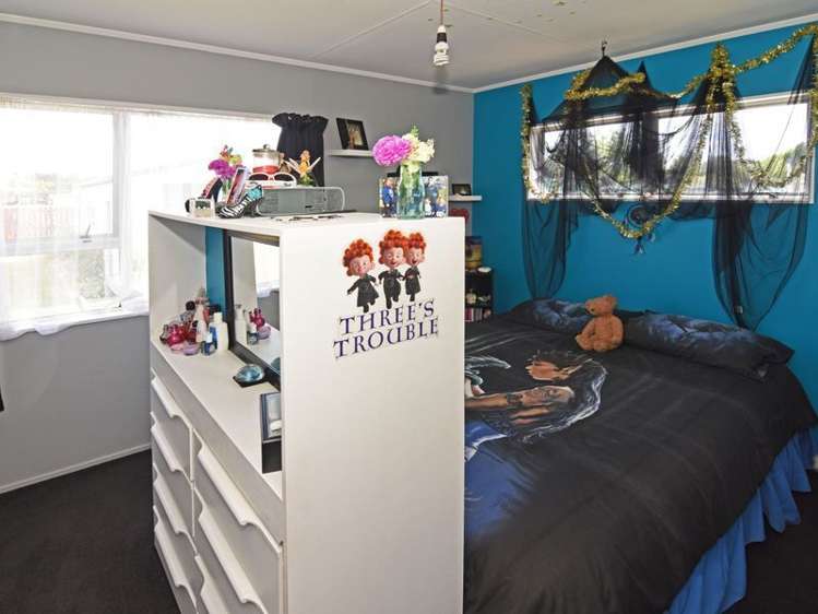 5 Dover Place Solway_7