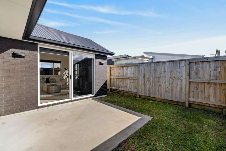 5 Houpara Place Papamoa_11
