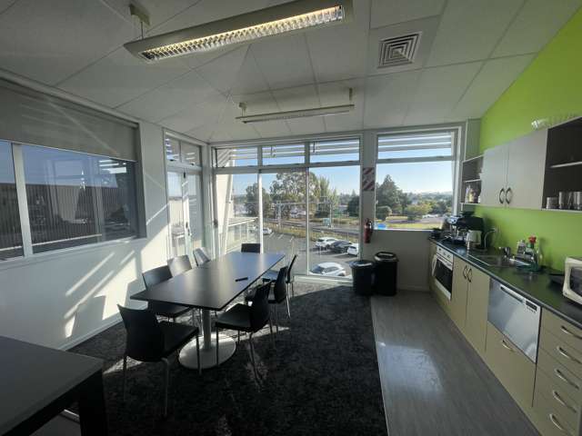 58 Broadway Papakura_2